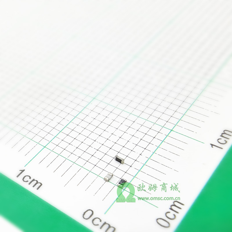 RT0402BRB074K7L.jpg